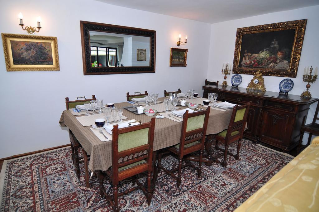Bed & Breakfast Popamuseum Tarpesti Strada Muzeului Nr 28 Tirpesti Exterior photo
